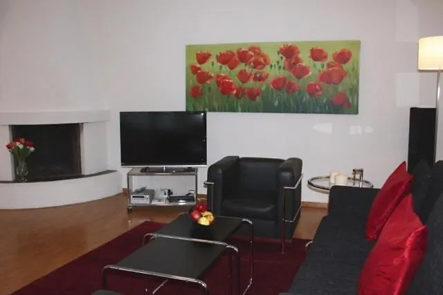 Charming Flat, Near - Fb9 アパート *