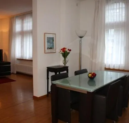 Apartment Charming Flat, Near - Fb9